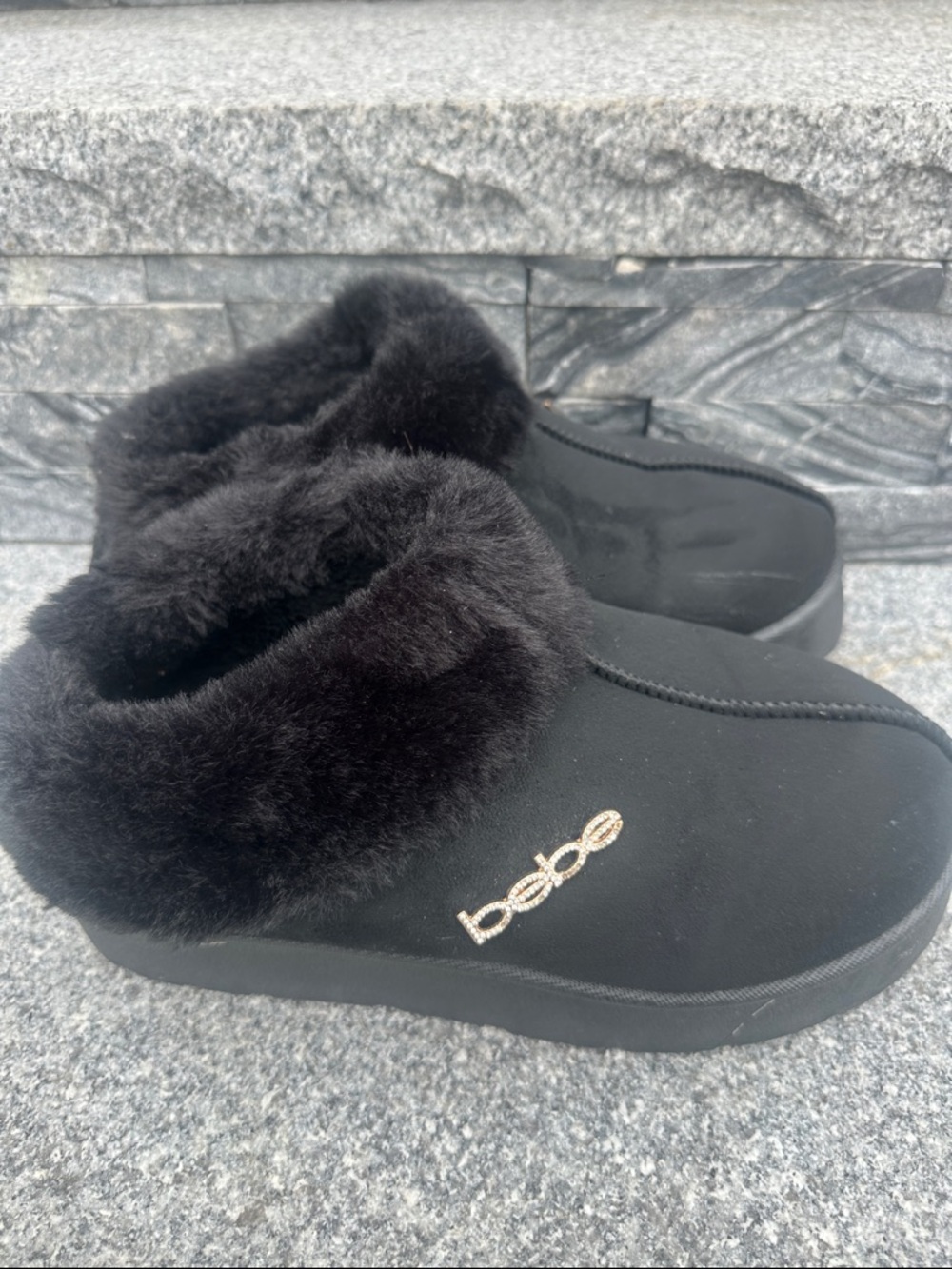 Bebe women’s boots with faux fur trim size 8